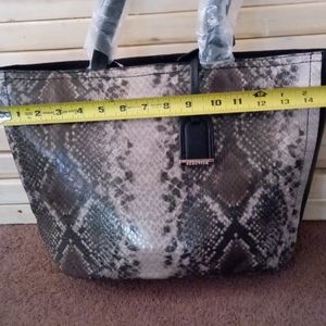 🎅💝Kenneth Cole Python-Snake Tote Purse